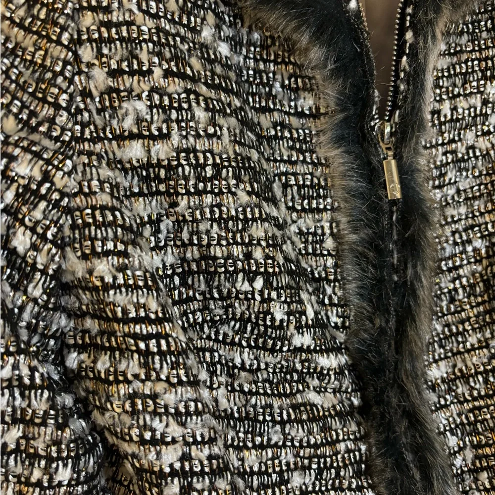Stella & Jamie Black, White, and Silver zipper blazer - Picture 2 of 7